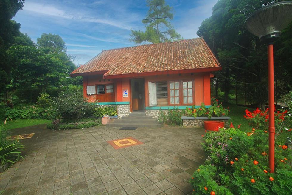 Hotel Villa Rawa Pening Pratama By Aparian บันดูงัน ภายนอก รูปภาพ